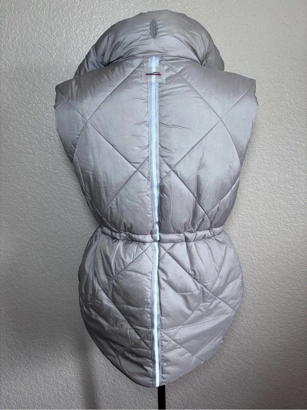 Free People Movement Venture On Reversible Puffer Vest size XS $168 NWOT
